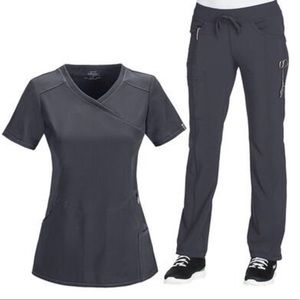 Cherokee Infinity Scrub Set (Pewter)